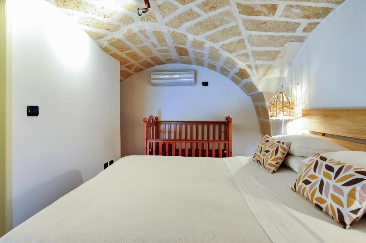 Castriota 19 - Jacuzzi Apartment Sit Lecce Buitenkant foto