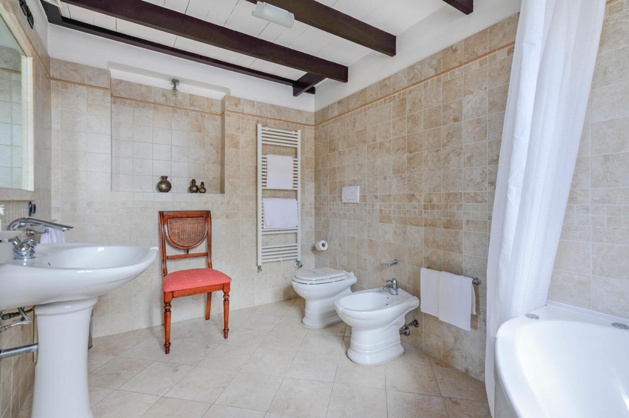 Castriota 19 - Jacuzzi Apartment Sit Lecce Buitenkant foto